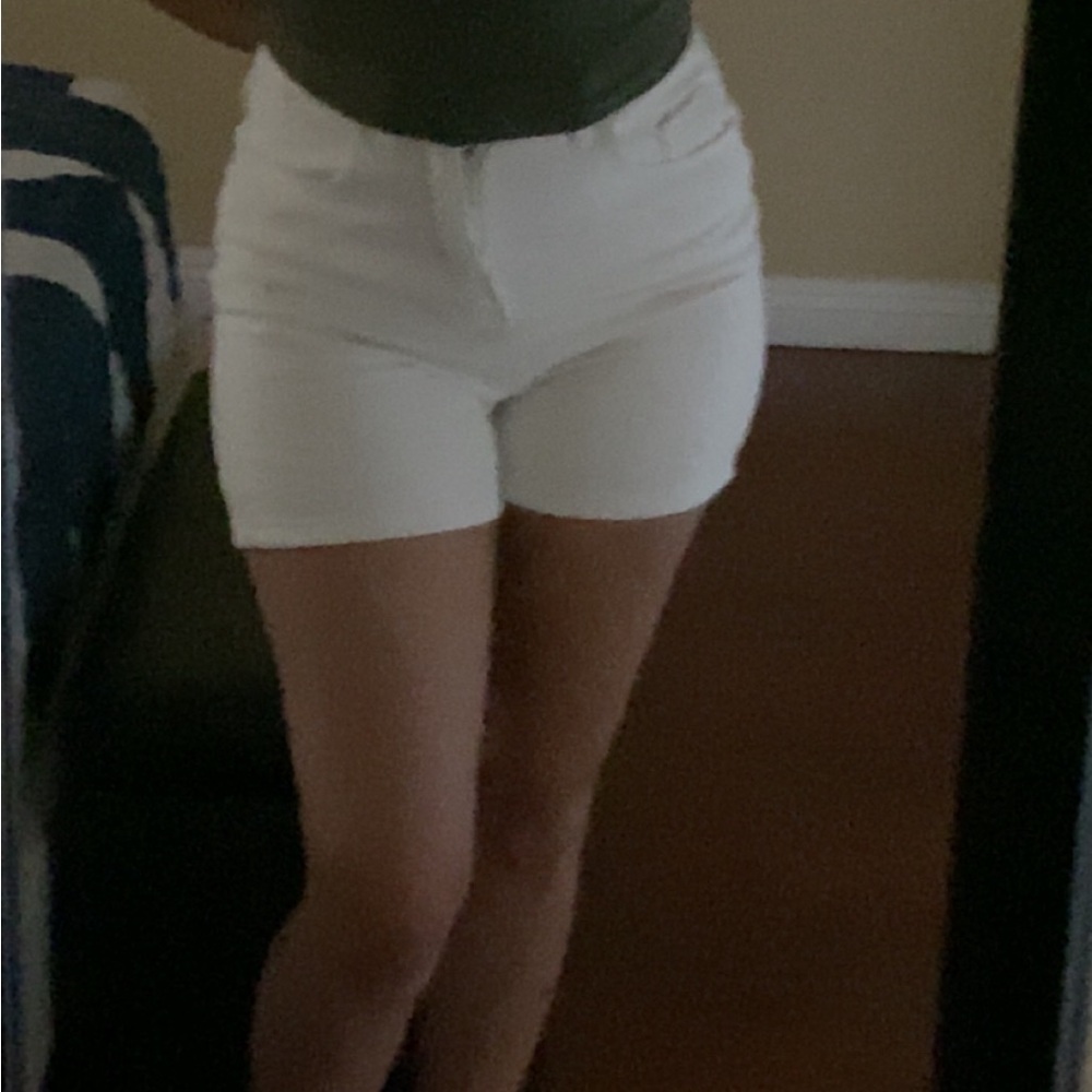 High waisted White shorts